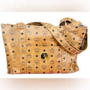 MCM Vintage Visetos SHOPPER  TOTE . Preowned excellent condition.$ today price!!